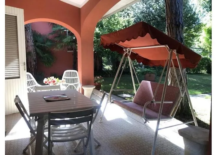 Beautiful Villa Near The Beach *